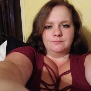 Meet your Posher, Lacy